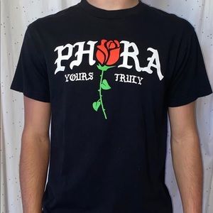 black shortsleeve rose phora tee